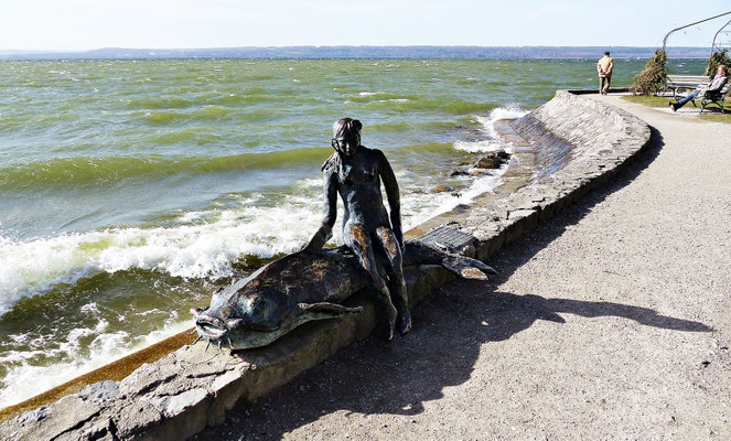 Die kleine Seejungfrau auf ihrem Waller