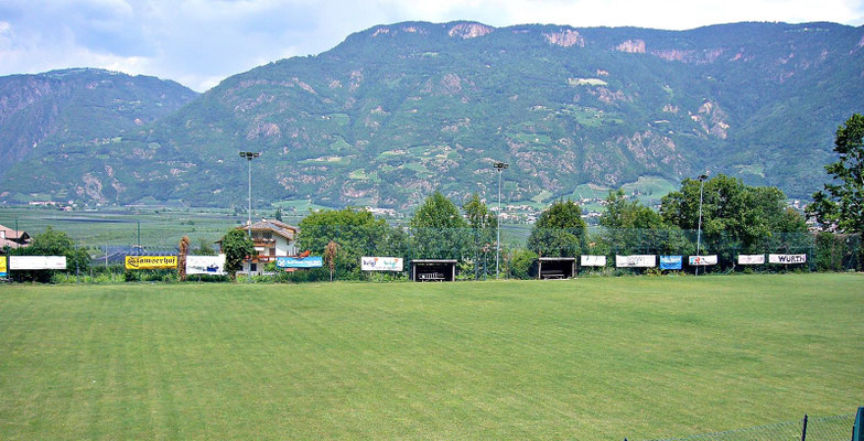 Fußballplatz von Auer