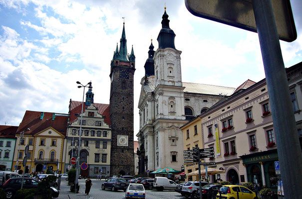 Jesuitenkirche und der schwarze Turm
