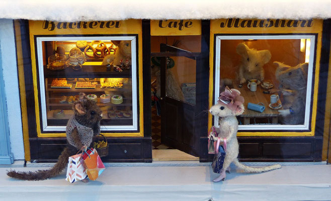 Beim Weihnachtsmarkt