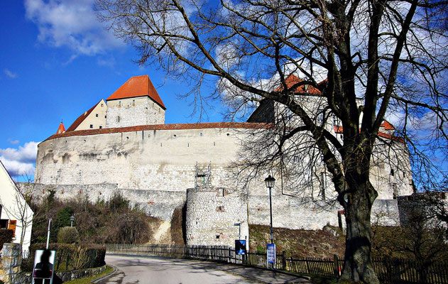 Die Burg von hinten