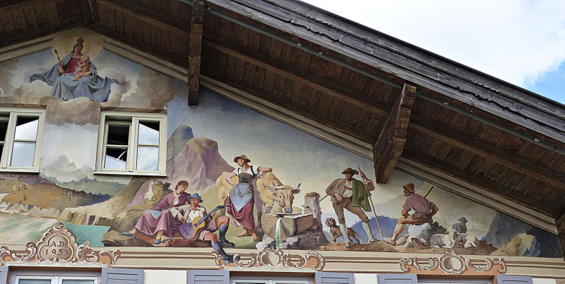 Lüftlmalereien von der Familie Pfeffer