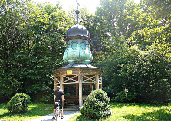 Schöner Pavillon