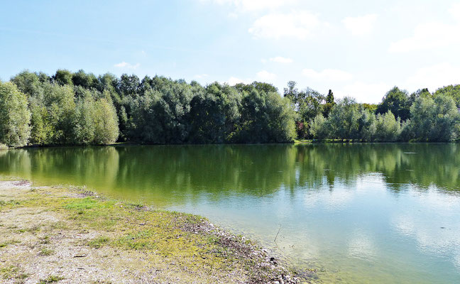 Badesee in Graben