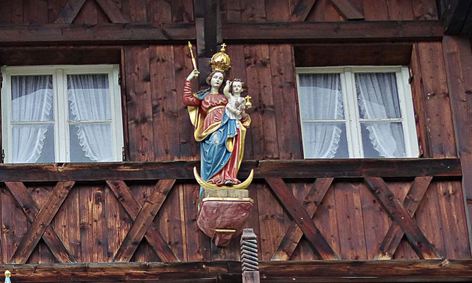 Holzschnitzkunst