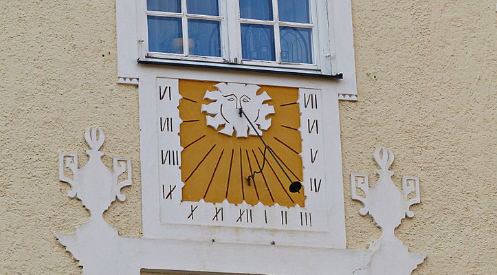 Sonnenuhr in Bayern