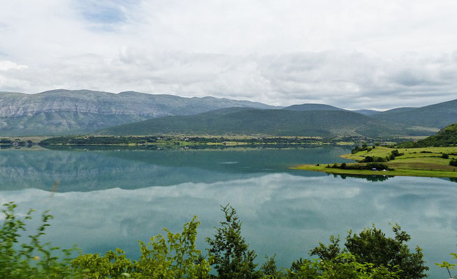 Der Perućko Jezero