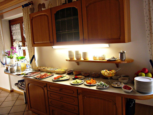 Frühstück im Haus Wiesenheim in Tramin