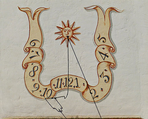 Sonnenuhr