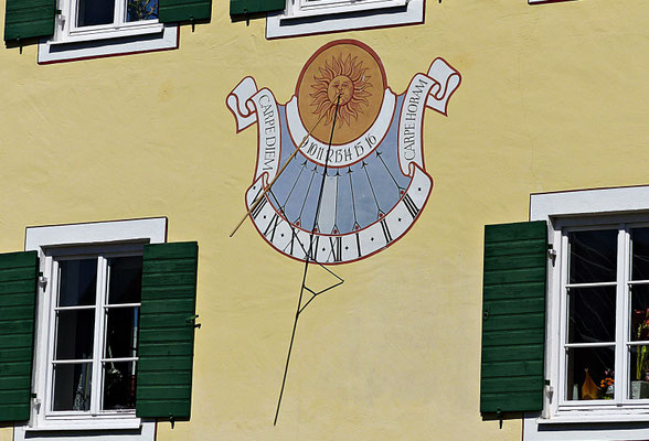 Sonnenuhr in Bayern