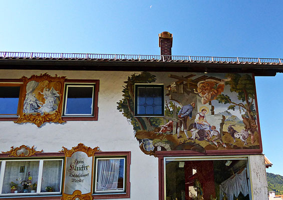 Lüftlmalereien von der Familie Pfeffer
