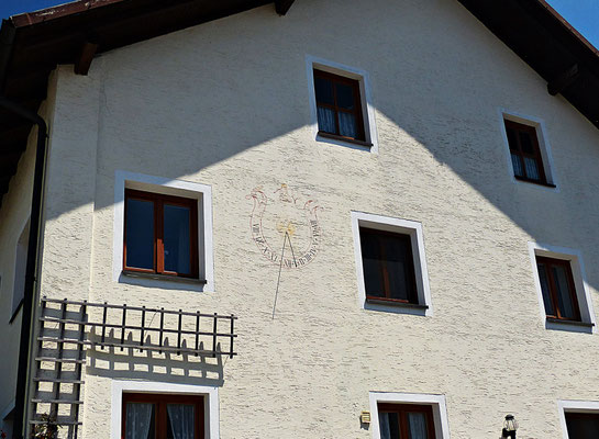 Sonnenuhr