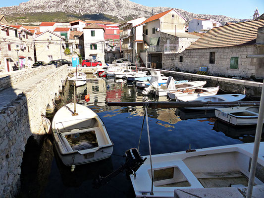 Kaštel Gomilica