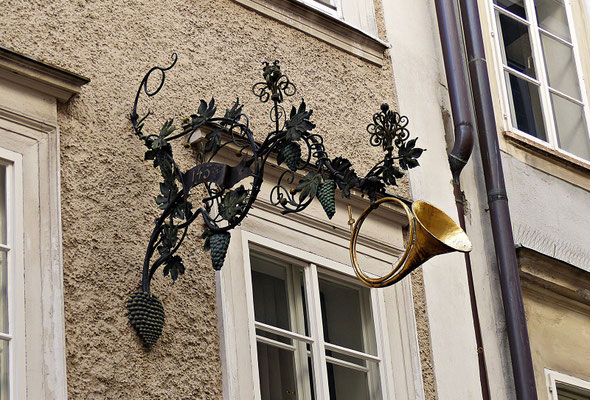 Nasenschild in Salzburg