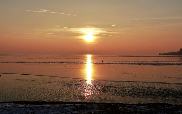 Winterlicher Sonnenuntergang beim Ammersee