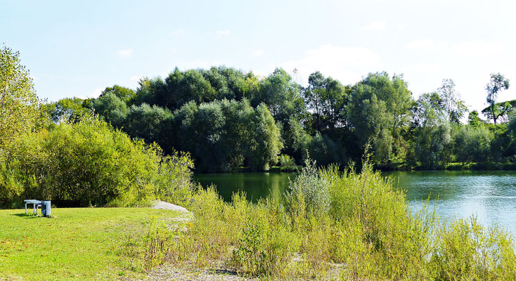 Badesee in Graben