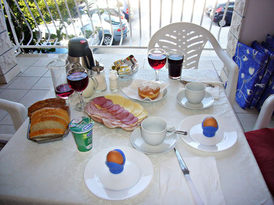 Frühstück bei Stani und Meri