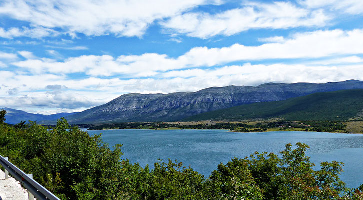 Der Perućko Jezero
