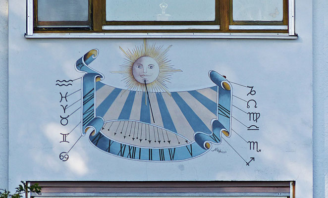 Sonnenuhr