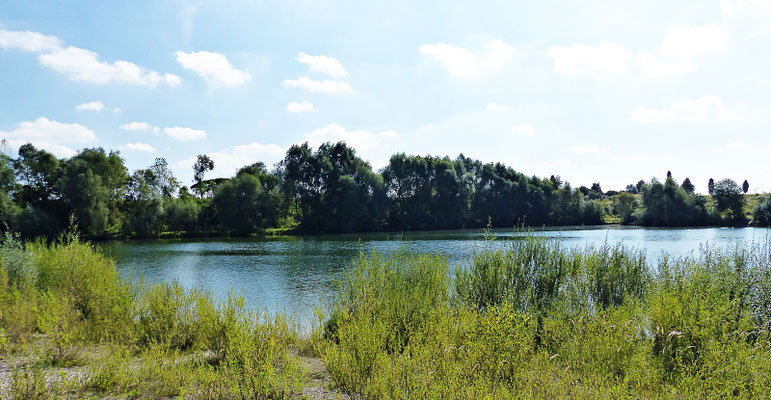 Badesee in Graben