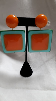 HUGE clellulose acetate clip earrings, turquoise and orange on one side, blue and orange on the other. Wonderful... €140