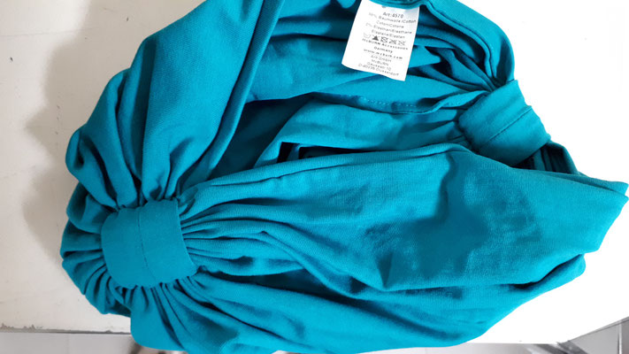 In several colours, see photos - 80% cotton and 20% elasthan...keeps the shape better. €33