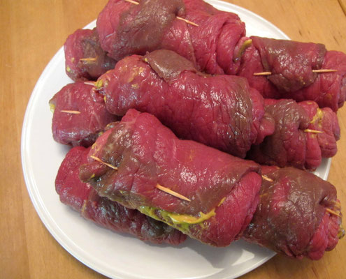 Fertig gewickelte Rouladen