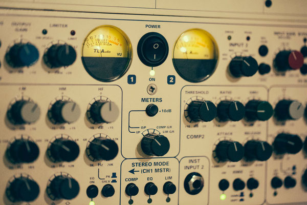 TL Audio 5051