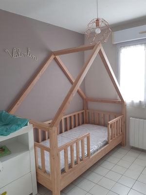 Lit enfant 100% douglas raboté