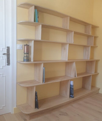 Bibliothèque en Paulownia