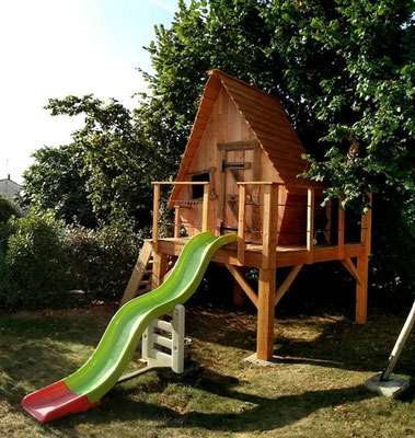Cabane sur pilotis