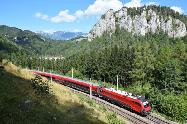 Und noch einmal der Semmering: RJ 558 am 11.08.2024 bei Breitenstein