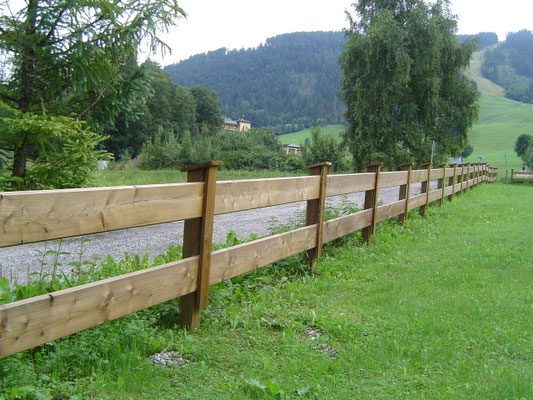 Landschaftszaun aus Holz