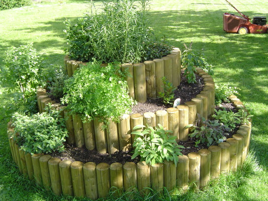 Holz im Garten