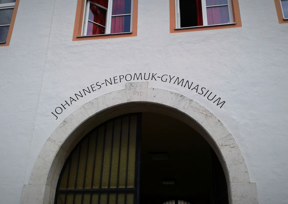 Schablonenfolien - Zur Umsetzung von Wandmalereien