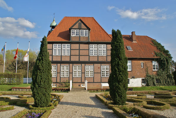 Das „Glockenhaus" mit dem Deutschen Maler- und Lackierer-Museum (flamenc, Billwarder - Museum west, CC BY-SA 3.0)