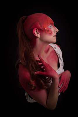 Red Alien - Model: Anna Psy - Photographer: Richard Hollemans