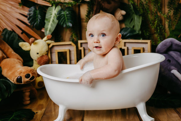 Cakesmash, Kuchenshooting,  erster Geburtstag, Gummersbach, Oberbergischer Kreis, die schönsten Kinderfotos, NRW, Löwe