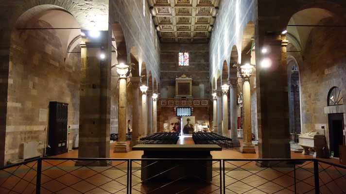 das Besondere der "Santi Giovanni e Reparata" liegt unter dem Fußboden: