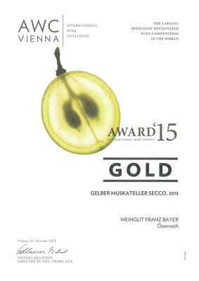 AWC Gold Weingut Franz Bayer Königsbrunn am Wagram Niederösterreich Austrian Wine