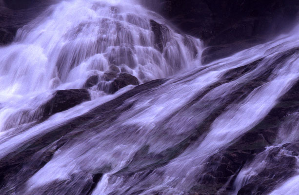 Zwillingswasserfall-Låtefossen-Norwegen-Tour-H720