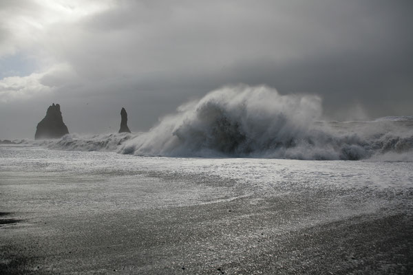 Vík-í-Mýrdal-ISLAND-2-Tour-H284