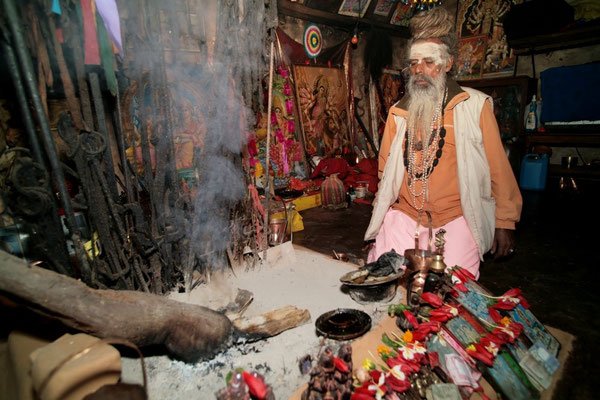 Sadhus-Kathmandu-Nepal-Himalaya-Juergen-Sedlmayr-B830