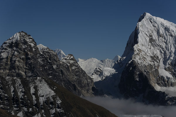 Solo-Khumbu-Trek-Himalaya-Expedition-Adventure-D140