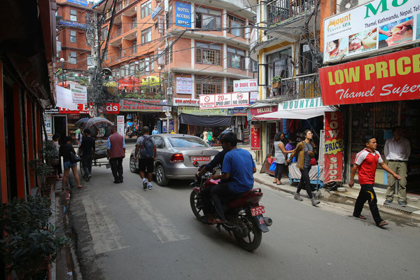 Thamel-Verkehr-Kathmandu-Nepal-E973