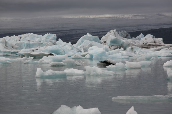 Eissee-Joekulsárlón-ISLAND-2-Tour-H353