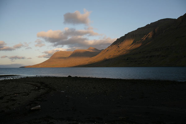 Seyðisfjörður-ISLAND-2-Tour-H461