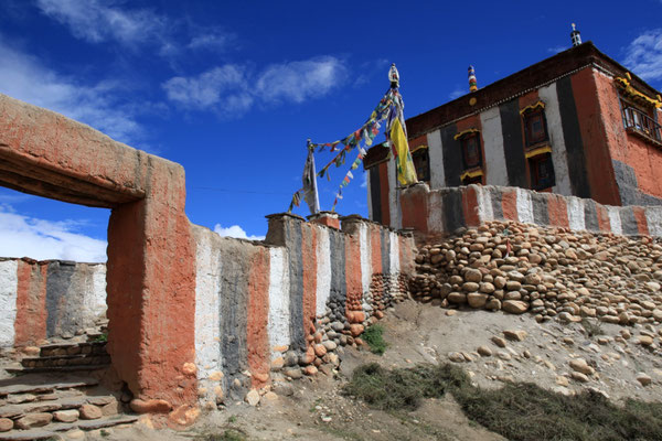 Himalaya-Kloester-Tempel-Buddhismus-Nepal-B723