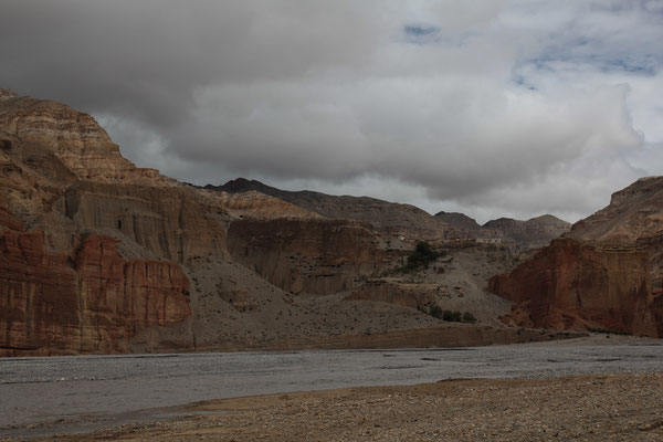 zu-Fuss-Upper-Mustang-Nepal-E030