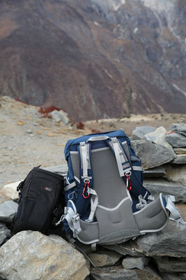 Fotozubehoer-Reisefotograf-Unterwegs-Lowepro-B062